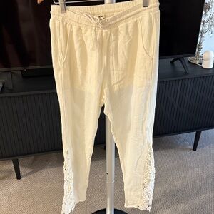 Billabong Off-White Pants with Lace Detail